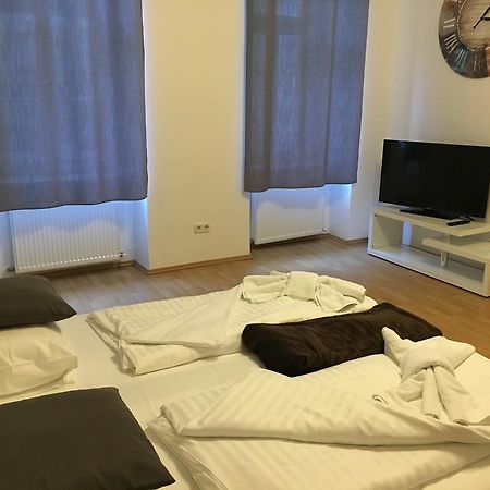 Holiday Vienna Apartments エクステリア 写真