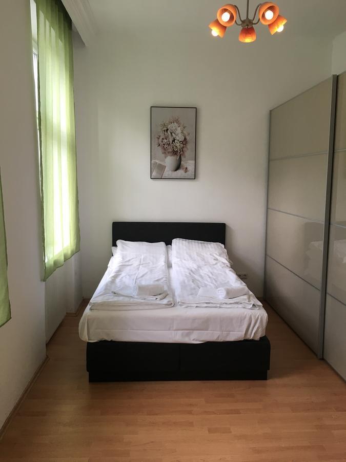 Holiday Vienna Apartments エクステリア 写真