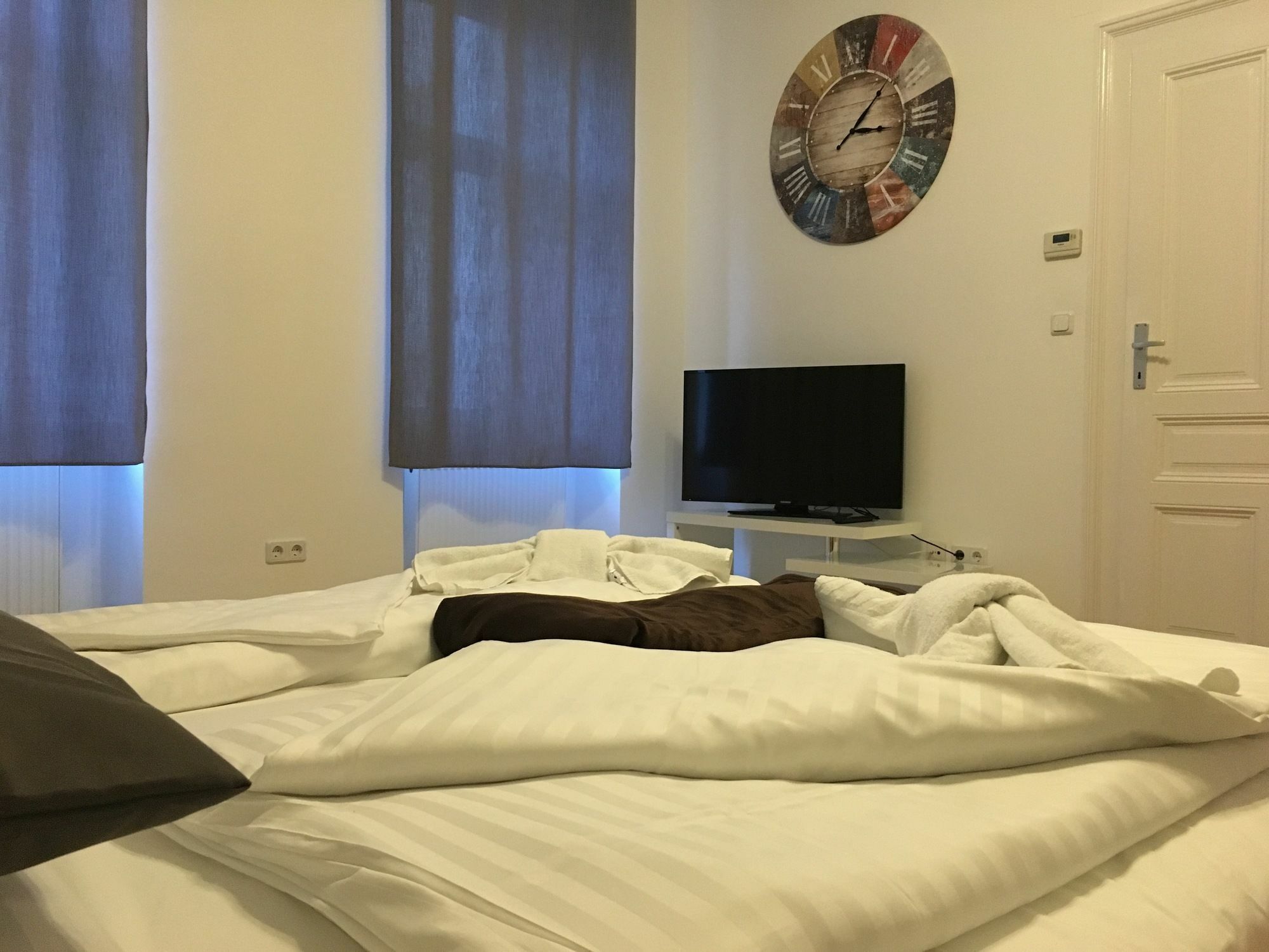 Holiday Vienna Apartments エクステリア 写真