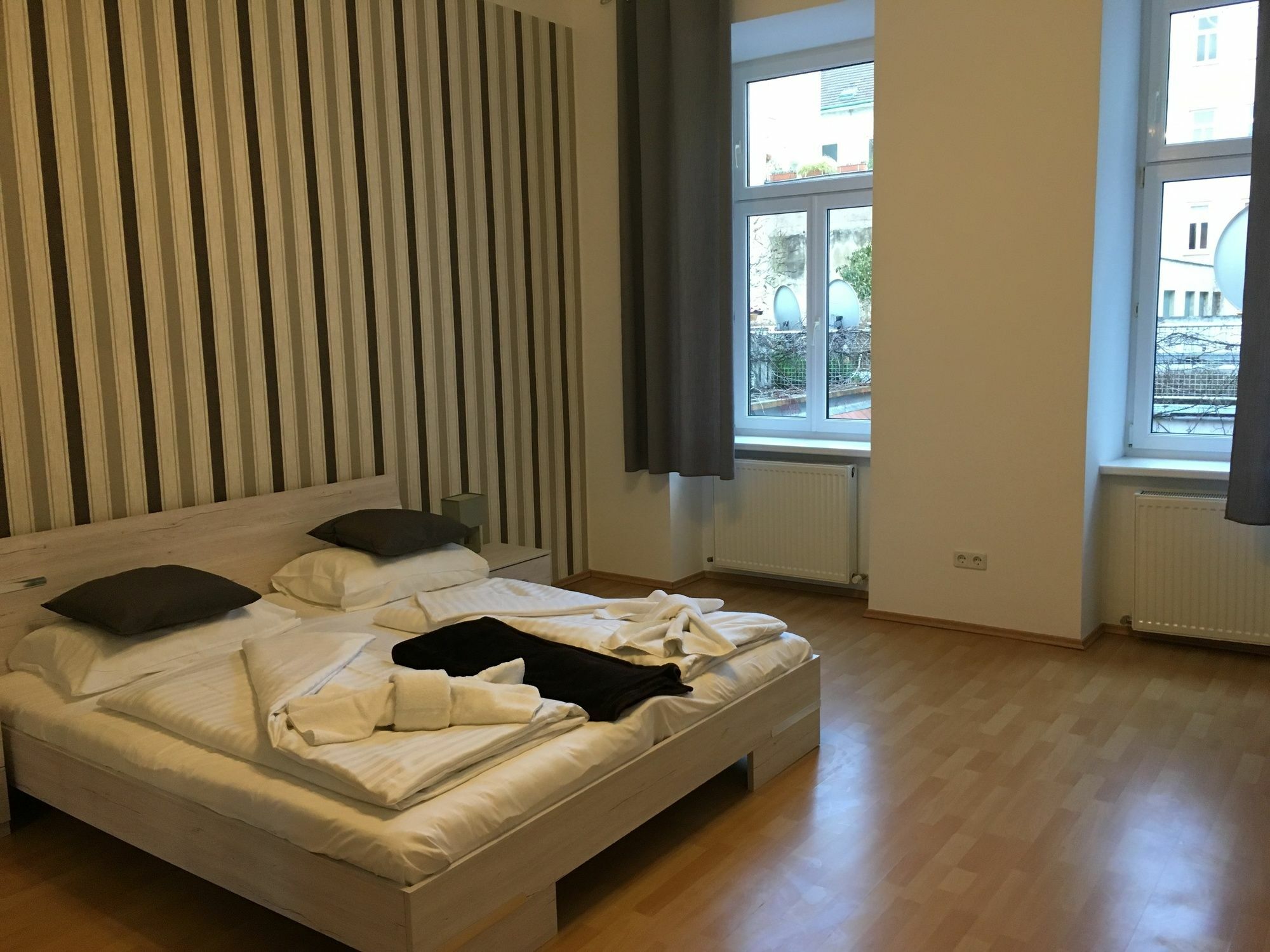 Holiday Vienna Apartments エクステリア 写真