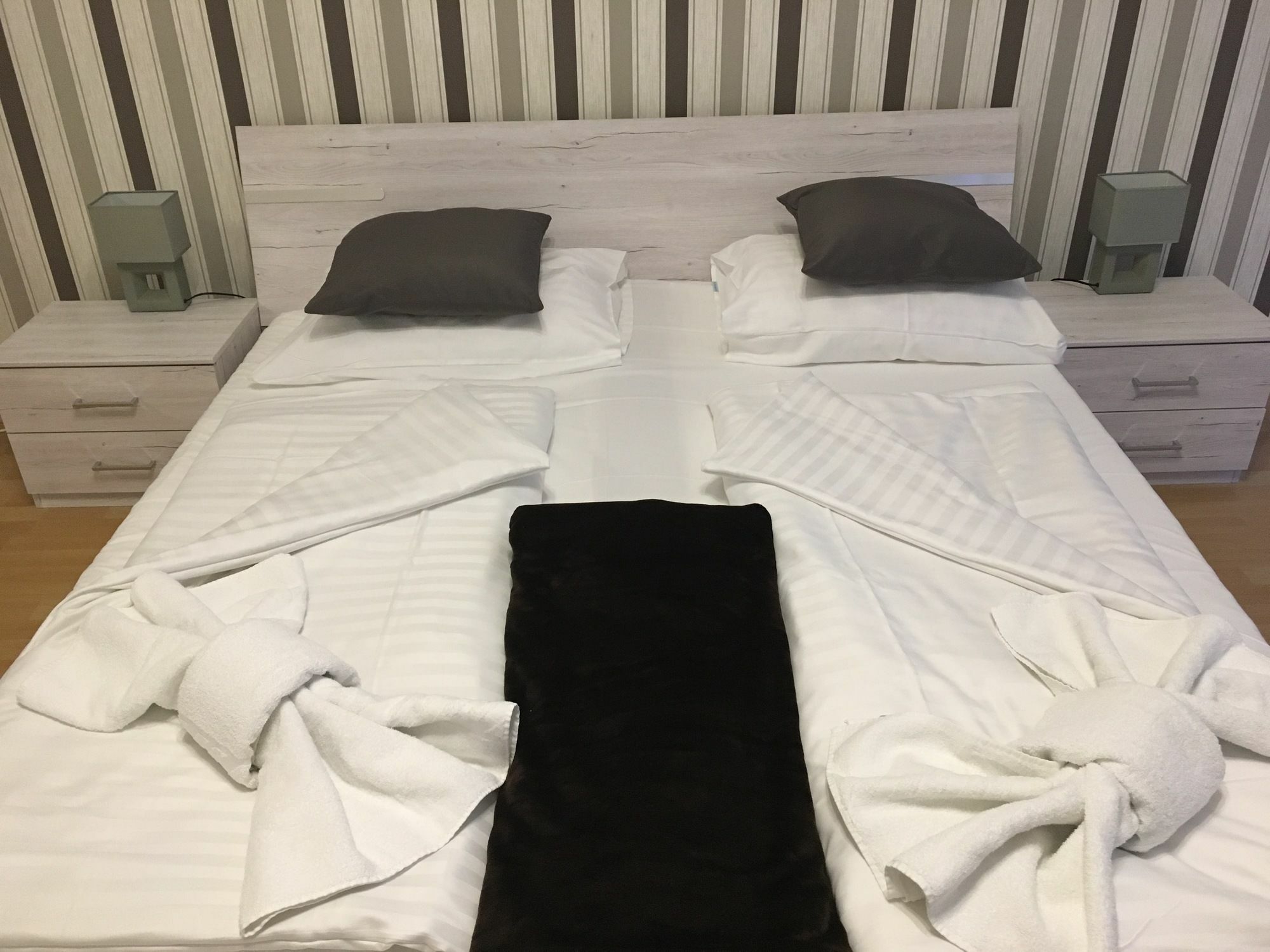 Holiday Vienna Apartments エクステリア 写真